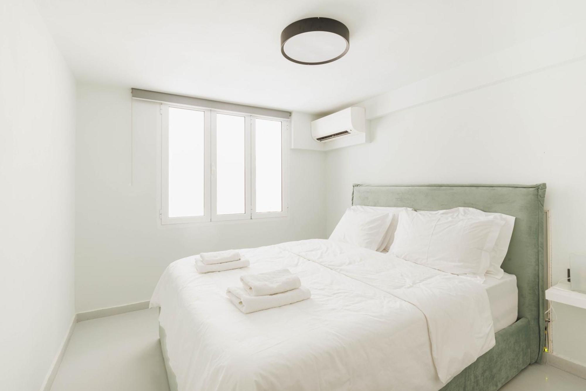 Ferienwohnung Beautiful Underground Nest With Prv Terrace Athen Exterior foto